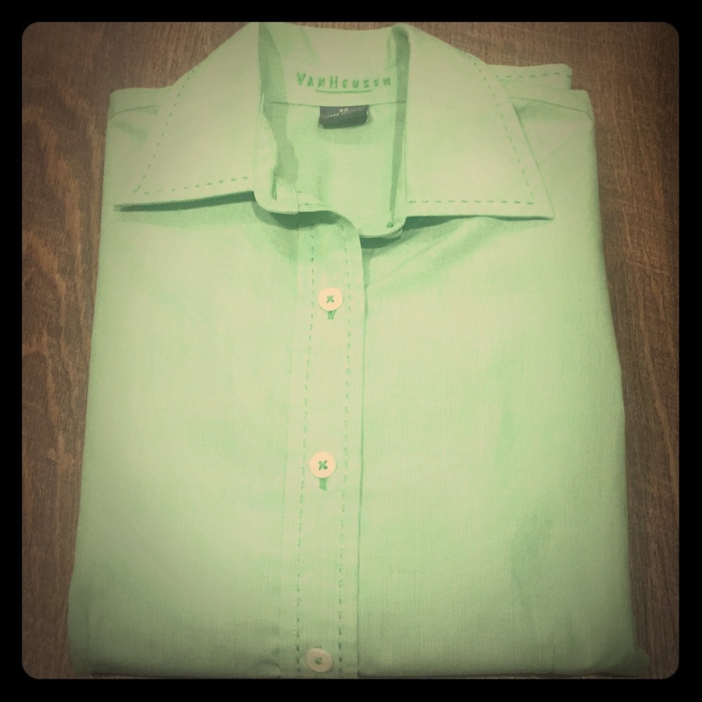 Women’s Van Heusen Long Sleeves